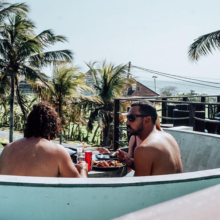 Swell Hotel, Pool Bar & Restaurant Tanah Lot (Bali)