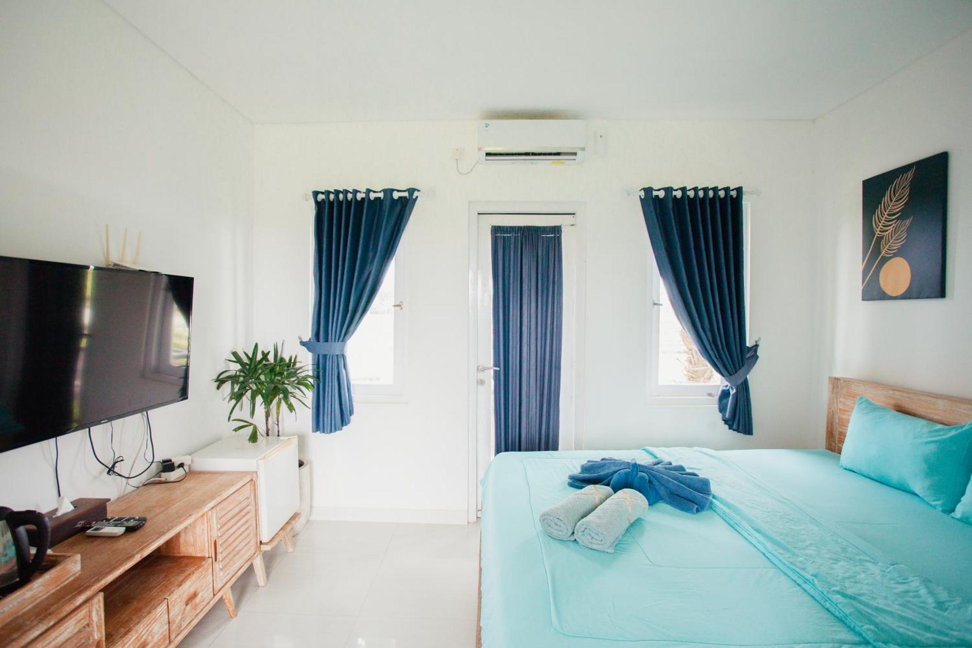 Hostel Swell Hotel, Pool Bar & Restaurant