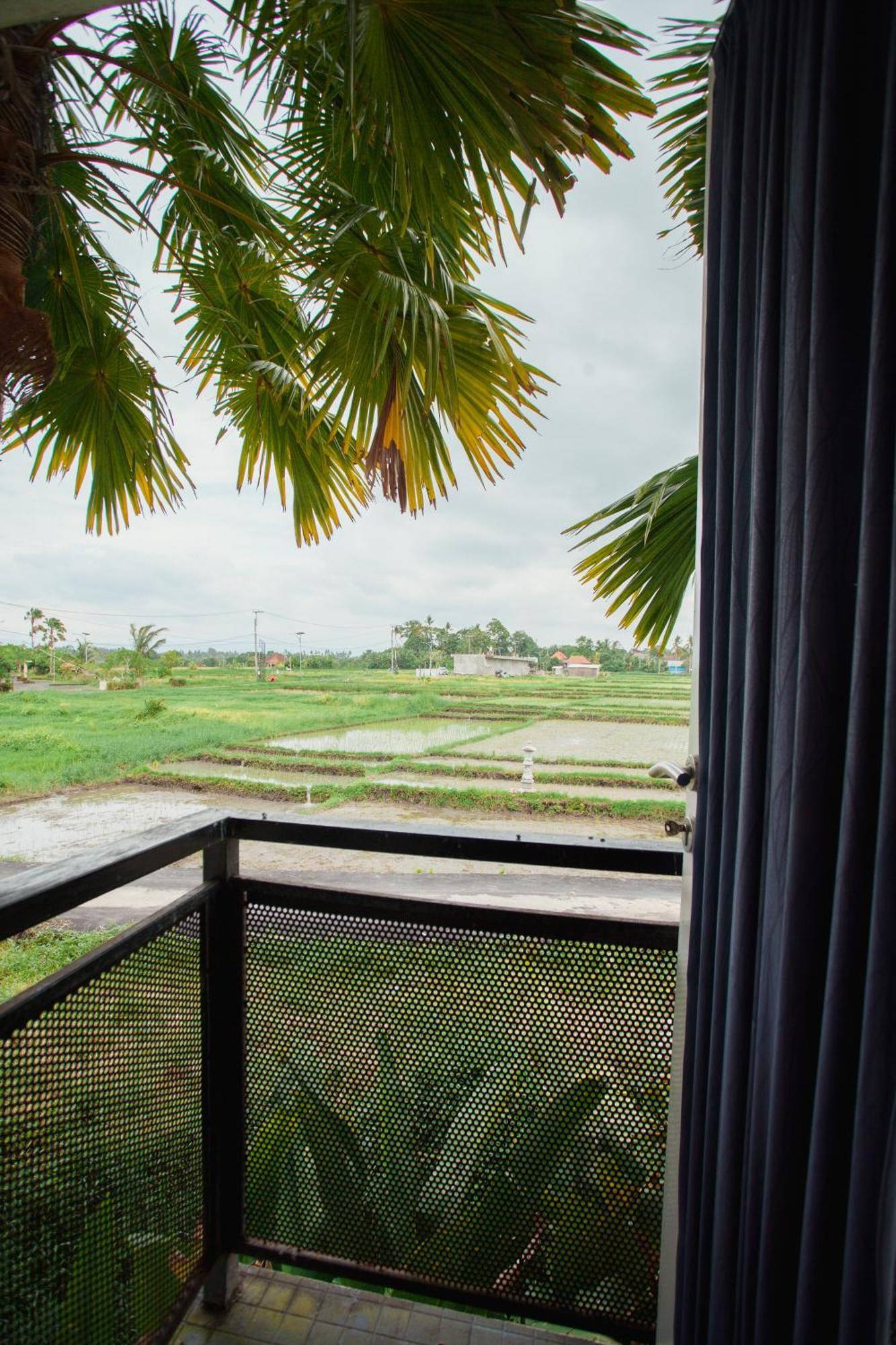 Swell Hotel, Pool Bar & Restaurant
