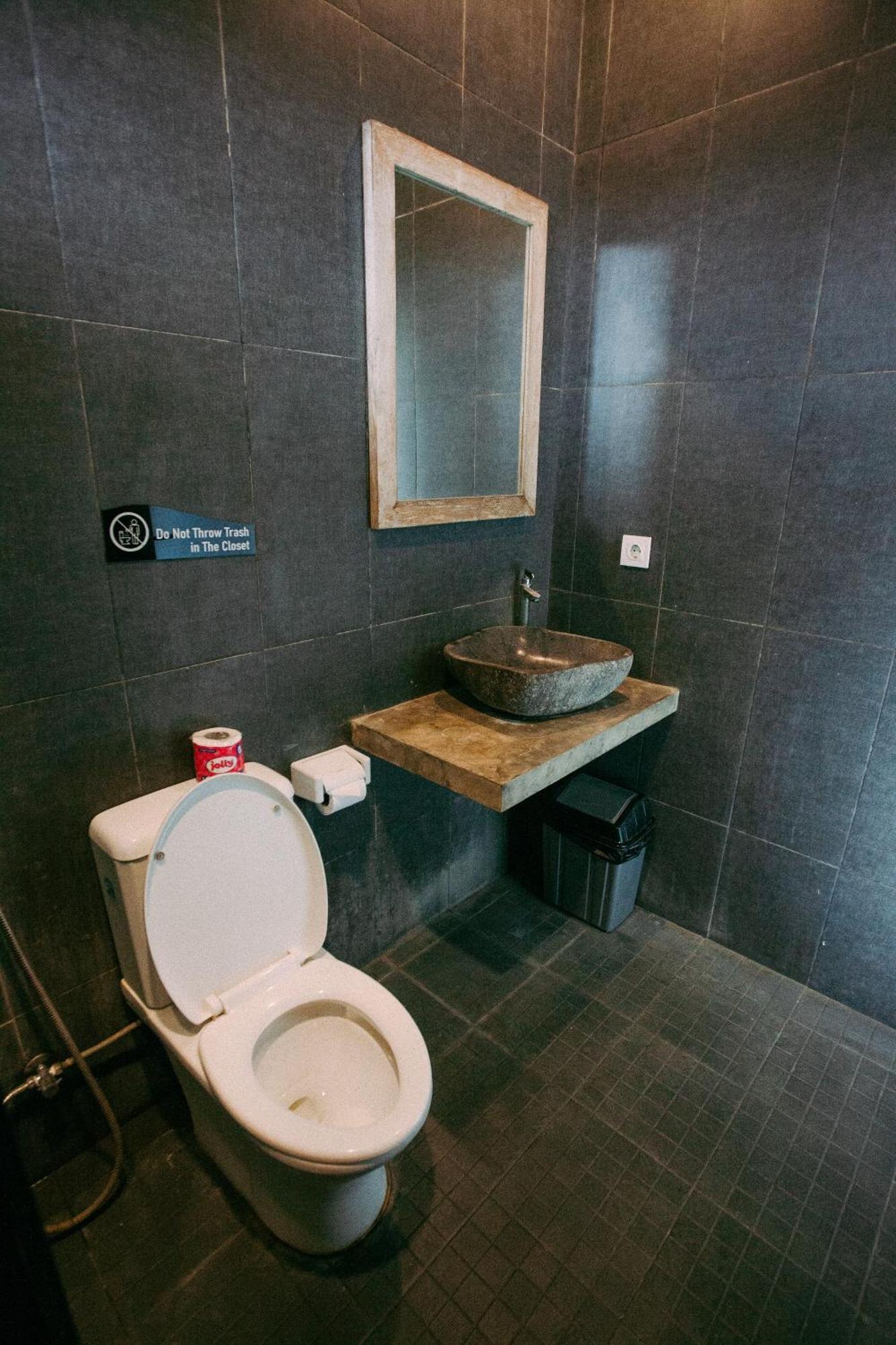 Hostel Swell Hotel, Pool Bar & Restaurant Tanah Lot (Bali)