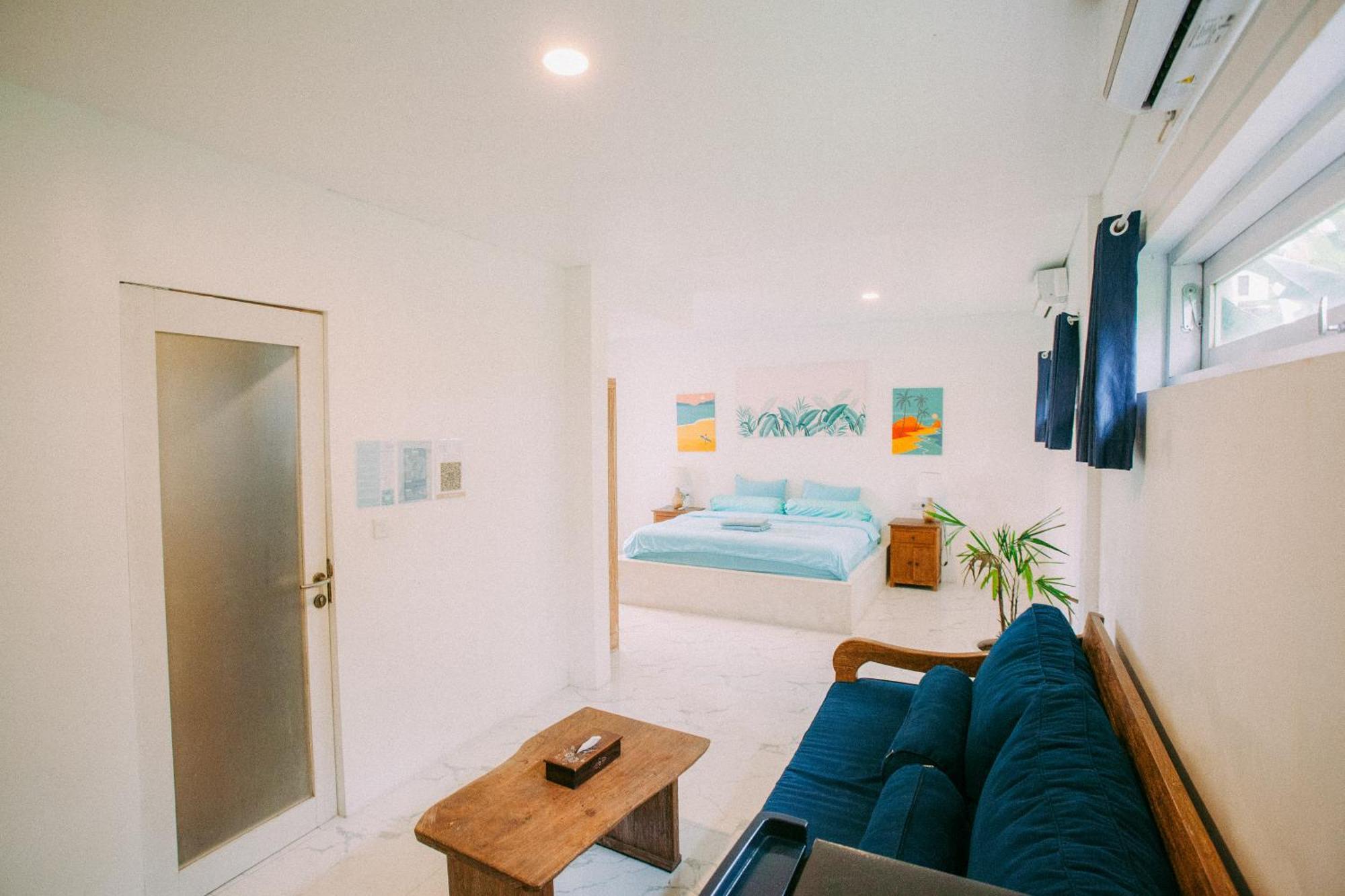Swell Hotel, Pool Bar & Restaurant Hostel